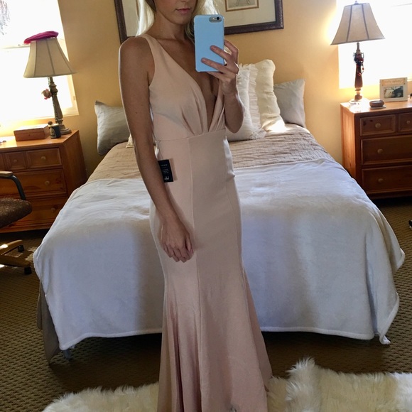 New Lulu’s Sexy Blush Cocktail Bridal Dress Small - Picture 3 of 8